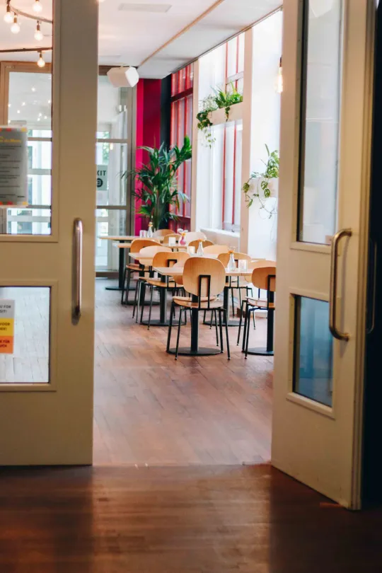 Ipanema café Maastricht interieur