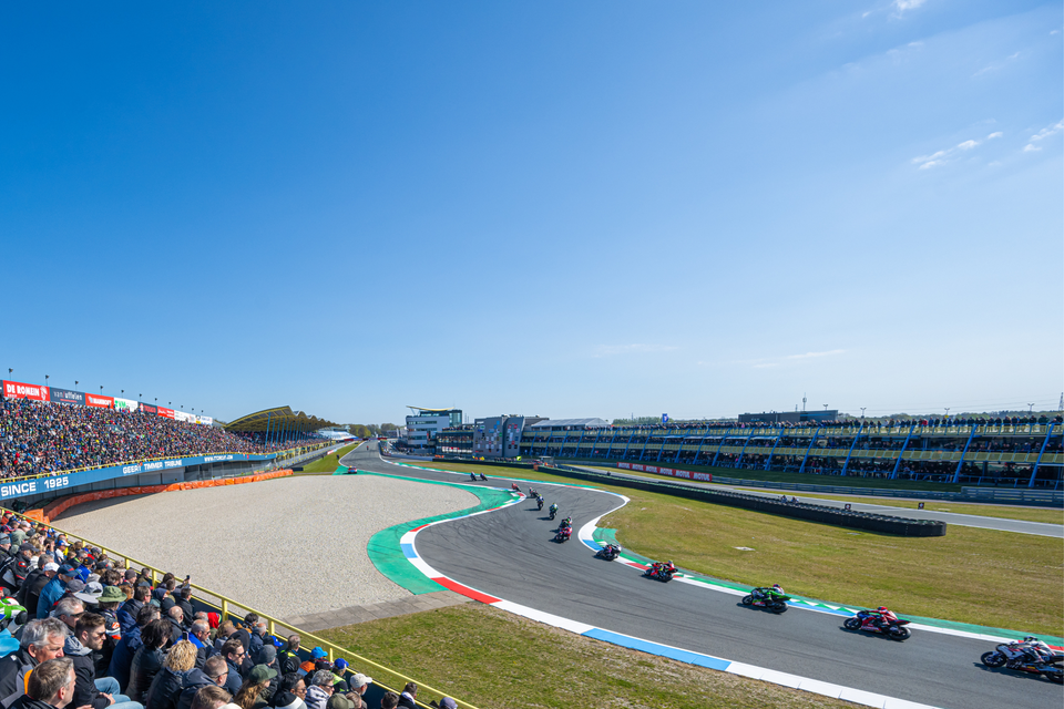 Motors op het TT Circuit in Assen.