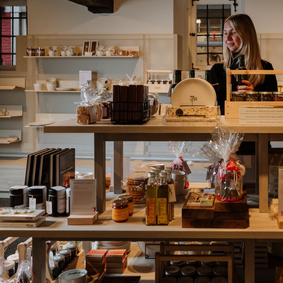 maastricht store medewerker producten 2023 maison rowena
