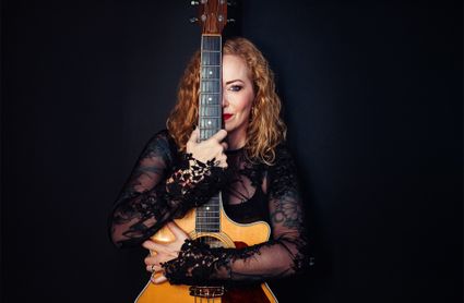 Anneke van Giersbergen