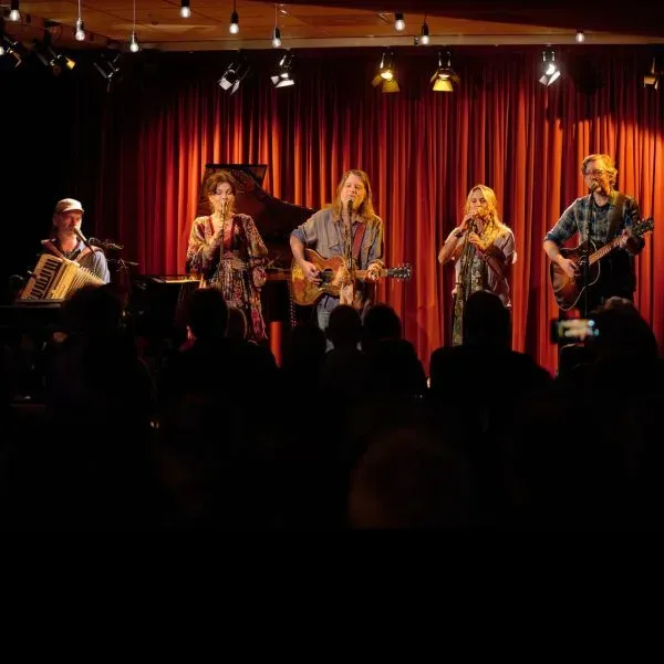 Walt Wilkins en anderen