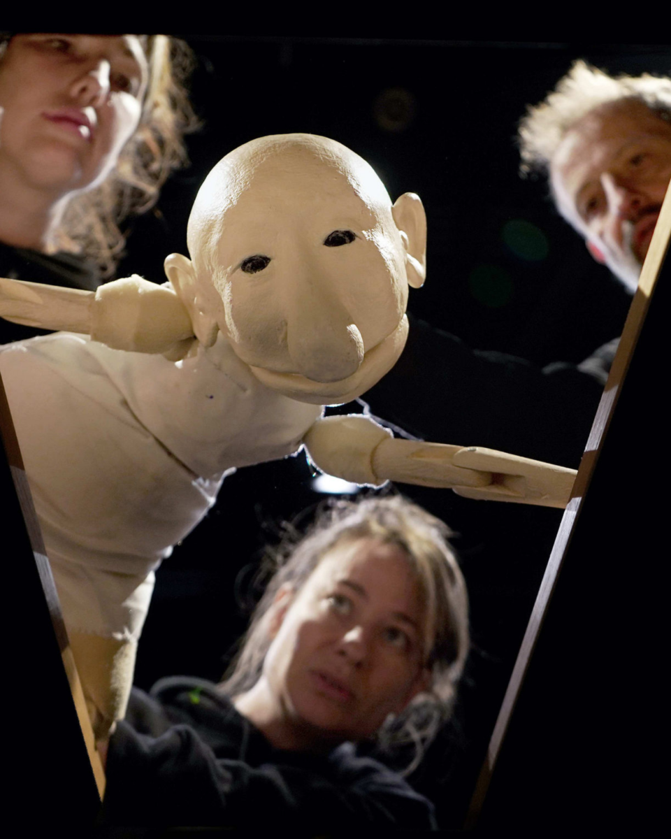 Puppet Internationaal Une Tribu Collectif