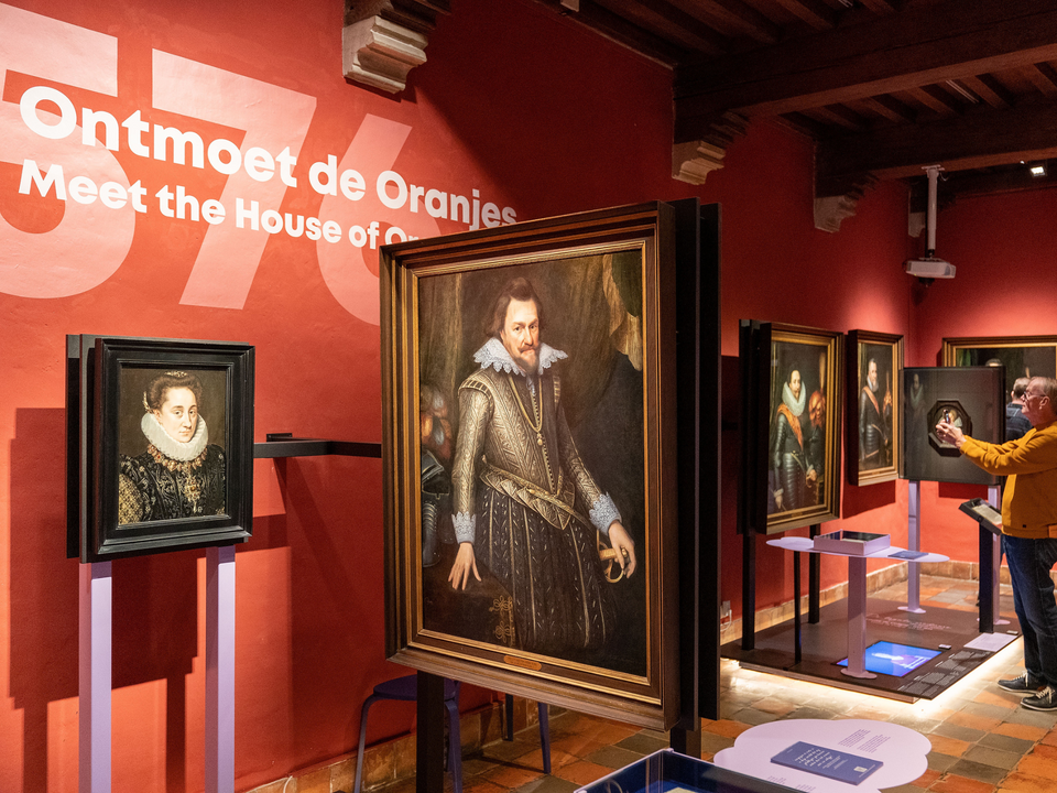 Ontmoet de oranjes schilderijen in het Museum prinsenhof Delft