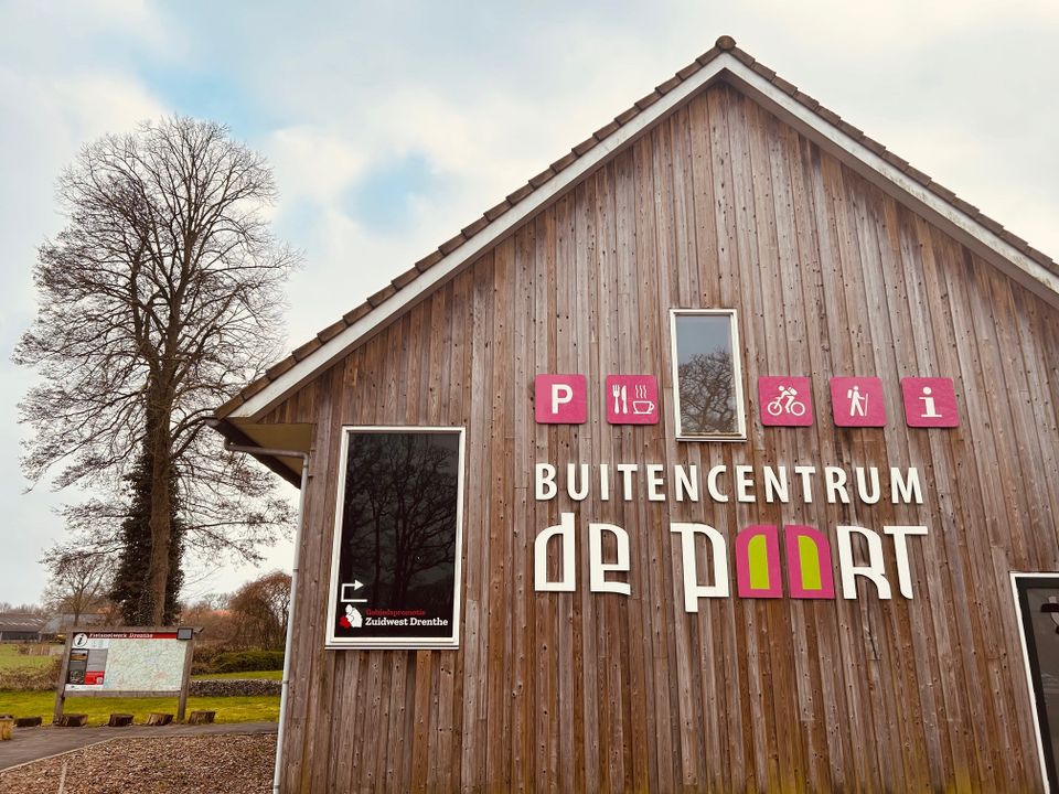 Kantoor Buitencentrum de Poort Ruinen pand