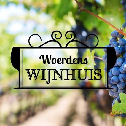 Uithangbord bij Woerdens Wijnhuis