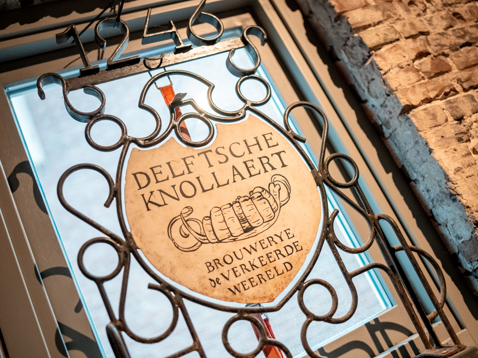 Binnen bij Delfts Brouwhuis met oud detail
