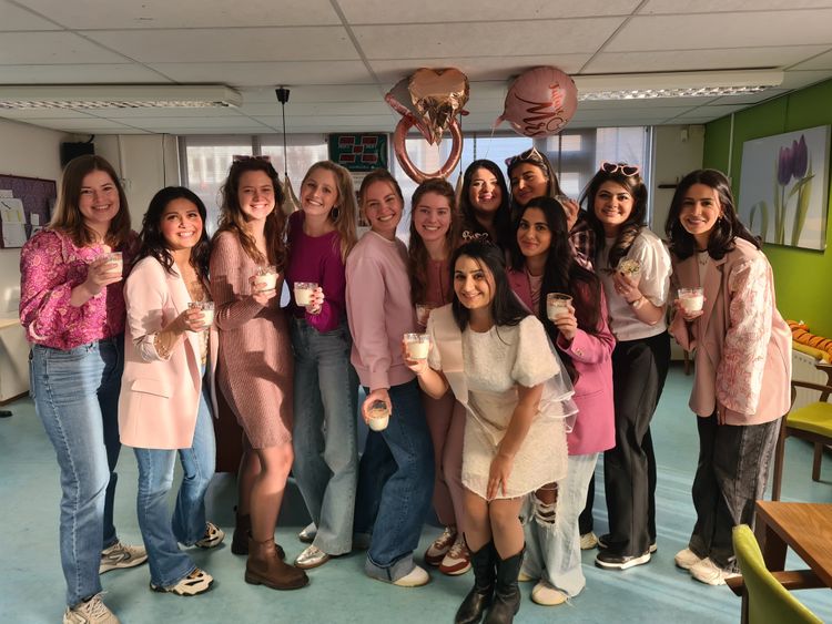 Workshop Kerst Geurkaarsen maken bij Raw Candles in Den Bosch