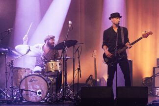 King of the World | Hoochie Mama’s Blues Tavern