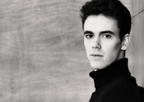 Zwart-wit foto van een man