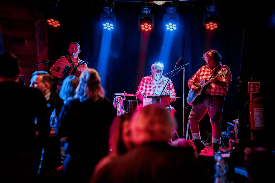 Live band Almhutte Magisch Maastricht Vrijthof