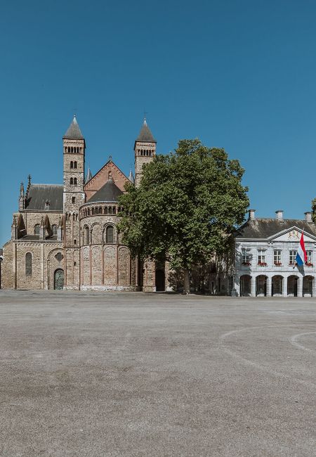 Vrijthof Maastricht Sint Servaas en Sint jan kerk