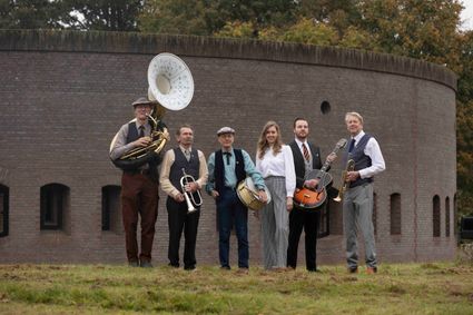 Royal Buckets live muziek
