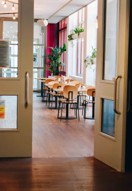 Ipanema café Maastricht interieur