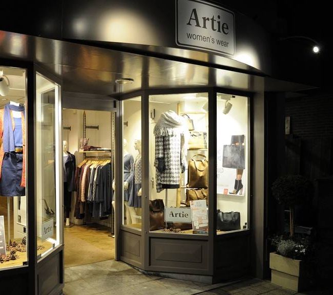 Artie Women's Wear