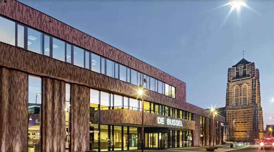 gebouw Theater / Bibliotheek