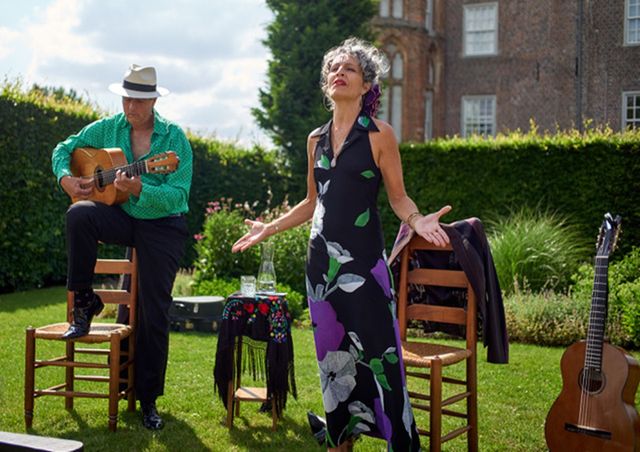 Spaans tuinconcert De Wieger - Monica Coronado en Manito