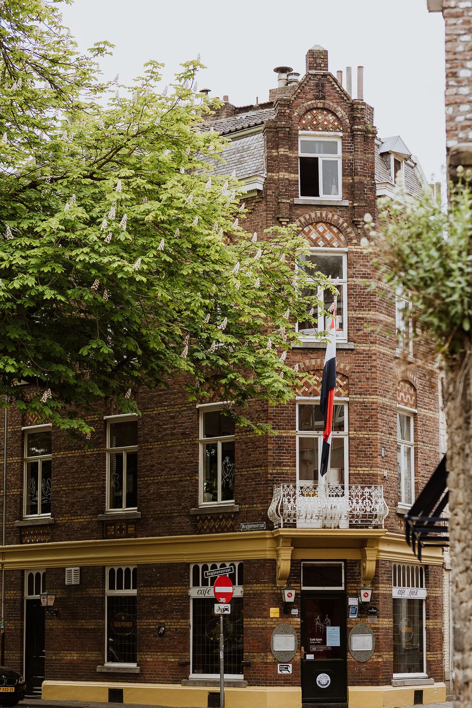 Cafe Sjiek Maastricht voorkant gevel