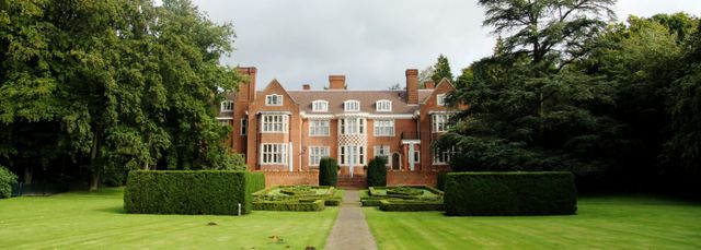 Landgoed De Zwaluwenberg, voorzijde van het pand