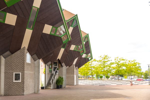 Kubuswoningen op het Pietblomplein