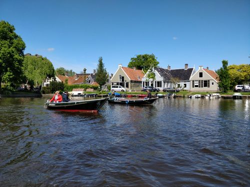 Varen door Broek in Waterland