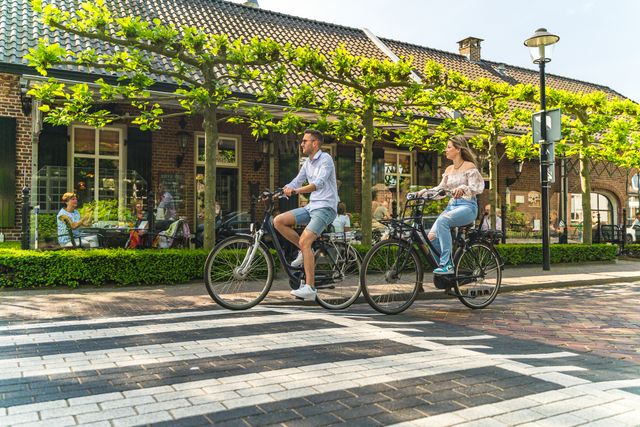 Fietsers bij Herberghe de Coeckepanne