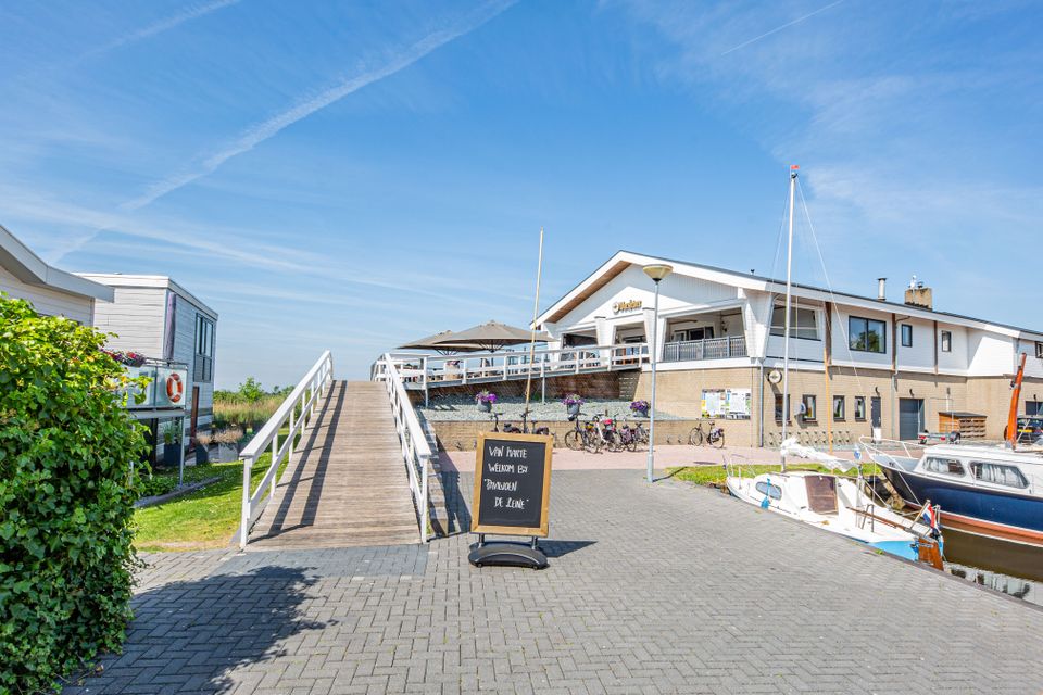 Strandpaviljoen de Leine