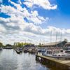 De passantenhaven bij Yachtcharter De Schiffart