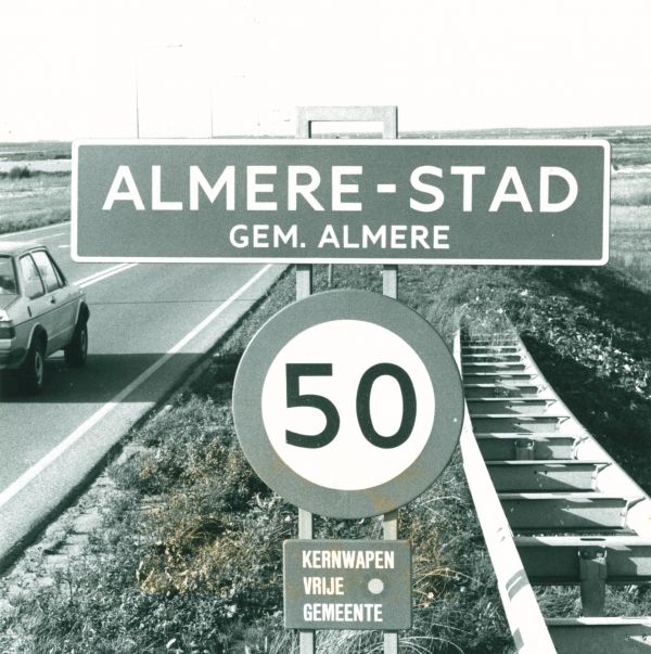 1974 - Lancering Almere-Stad