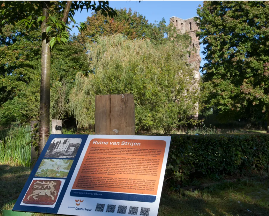 Bord bij de slotbossetoren