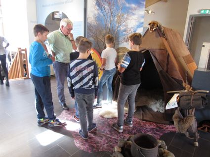 Leerlingen in Museum Het Pakhuis