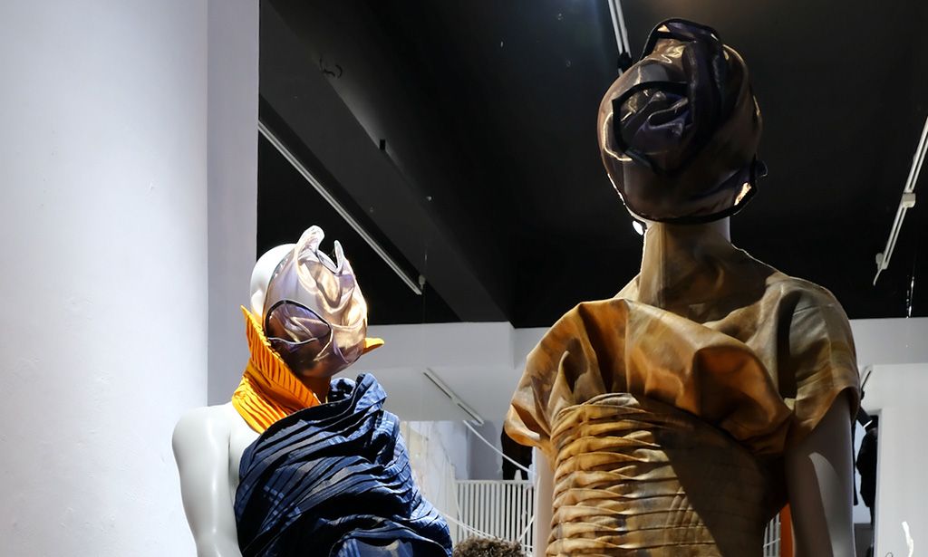 Spinning Substance, Shaping Stories