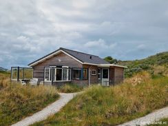 4 persoons vakantiehuis in de duinen van Duinkersoord, 50m van het strand