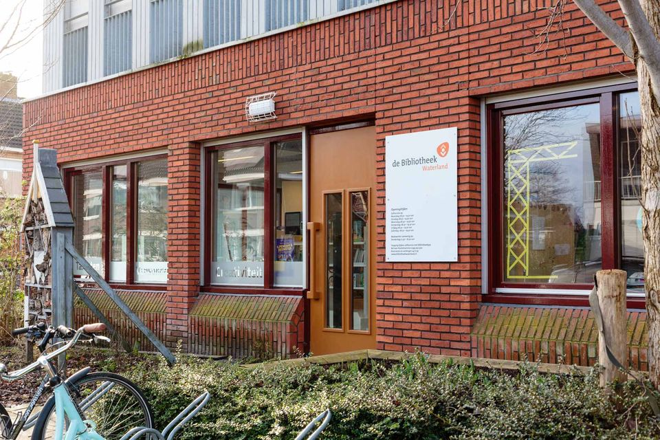 De bibliotheek in Ilpendam