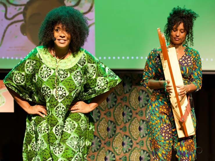 Meisje met Zaadjes in het haar (4+)