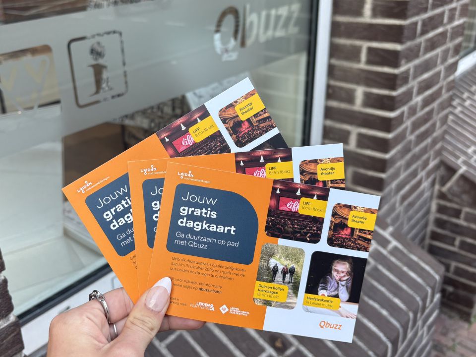 Qbuzz dagkaart bij VVV Leiden