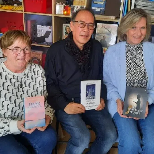 drie auteurs over spiritualiteit en het paranormale
