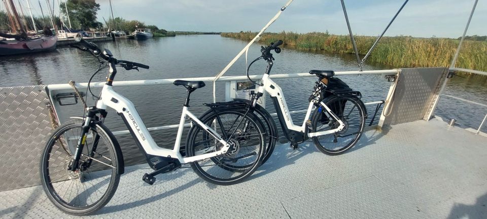 Rondje Sneekermeer met pontjes | Fietsroute