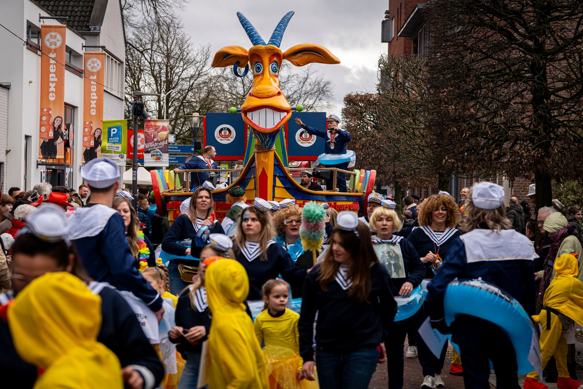 Carnavalsoptocht Deurne- De Peelstrekels