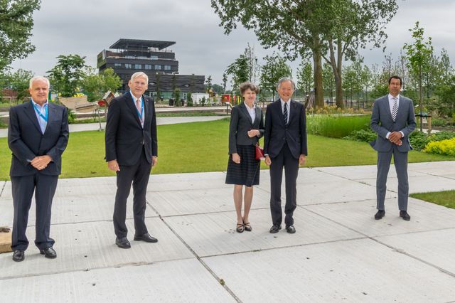 Zijne Excellentie Hidehisa Horinouchi, Ambassadeur van Japan en delegatie van de Dutch & Japanese Trade Federation (DUJAT) brengen bezoek aan Floriade Expo 2022
