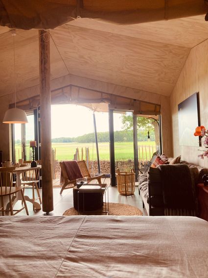 uitzicht vanuit bed naar voren overdag