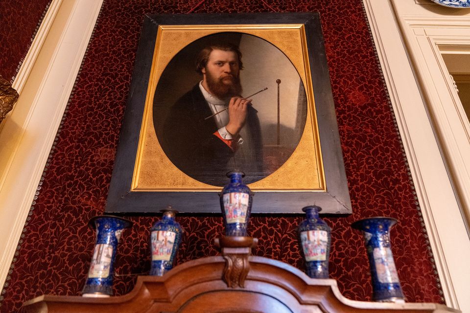 Zelfportret van Paul Tétar van Elven in het Museum Paul Tétar van Elven