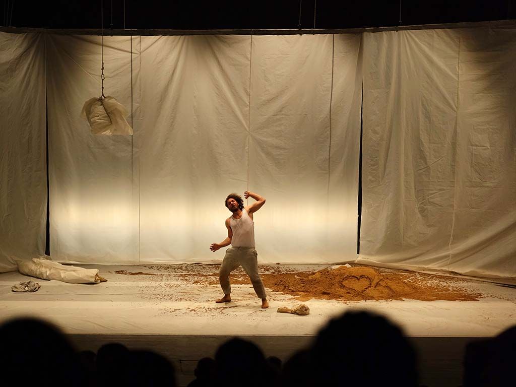 alaa minawi: No Man’s Land