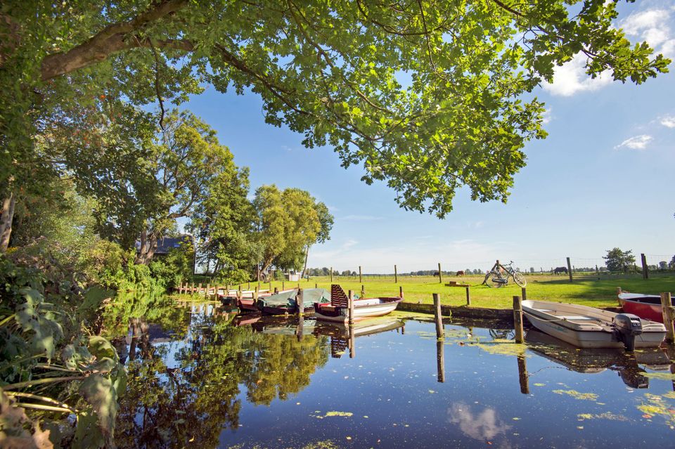 Adellijke wandeling door Oentsjerk en Mûnein