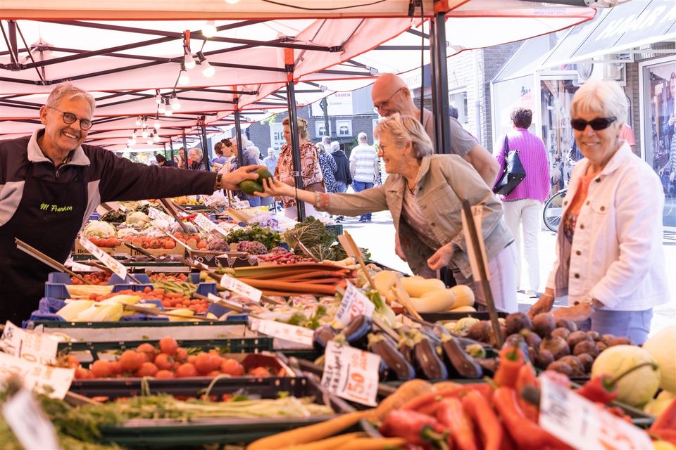 Altijd gezellig op de weekmarkt