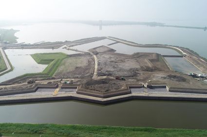 Foto's uit persbericht n.a.v. opening waterschans op zaterdag 22 juni 2018