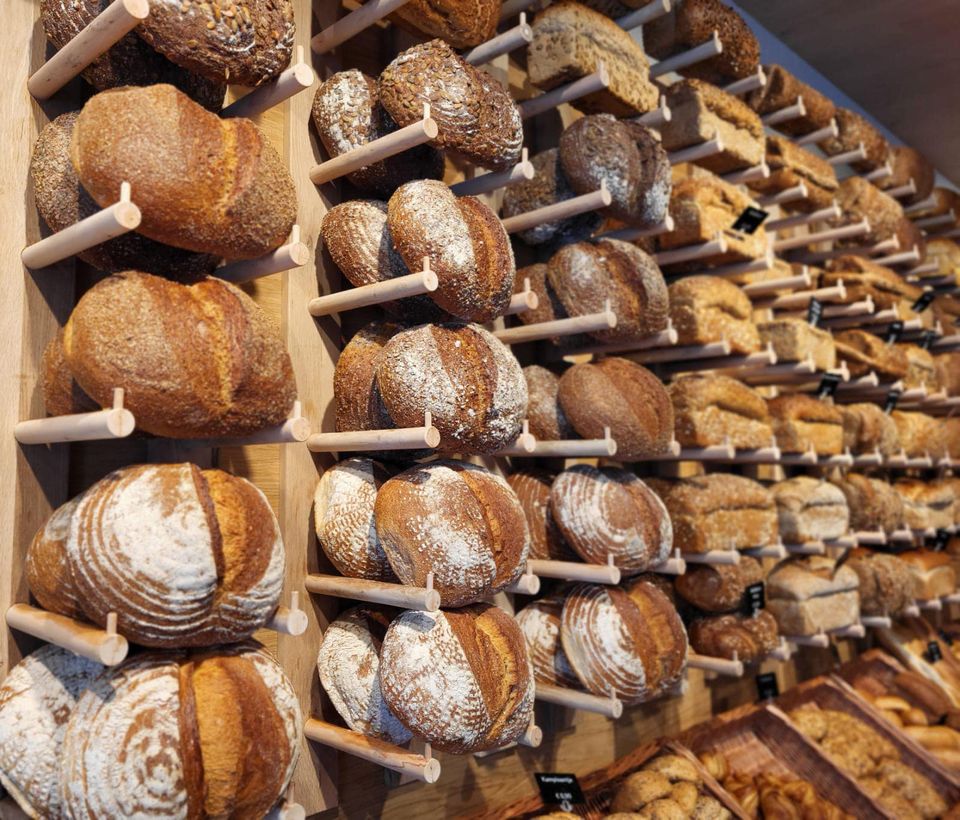 Brood in de winkel van Bakker van Keulen in Vught
