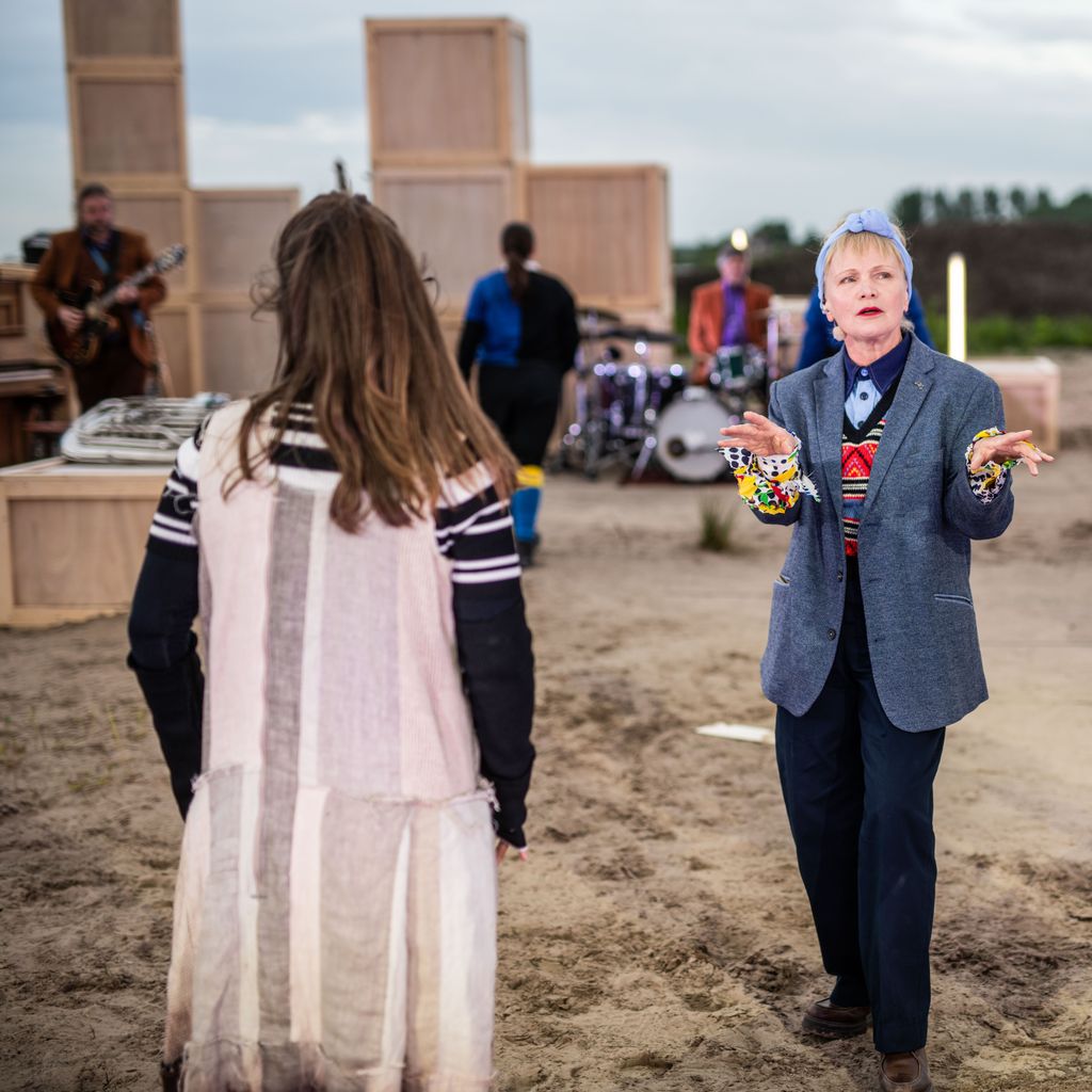 Scenefoto De revolutie van de Rinsema's
