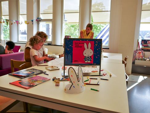 nijntje: voorlezen en knutselen