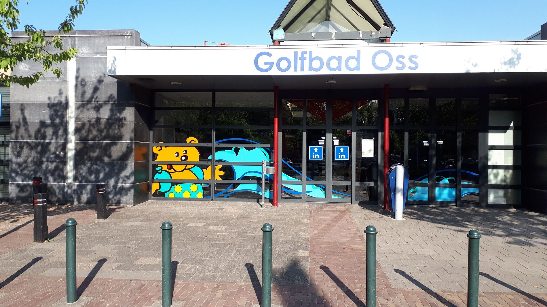 Voorkant Golfbad