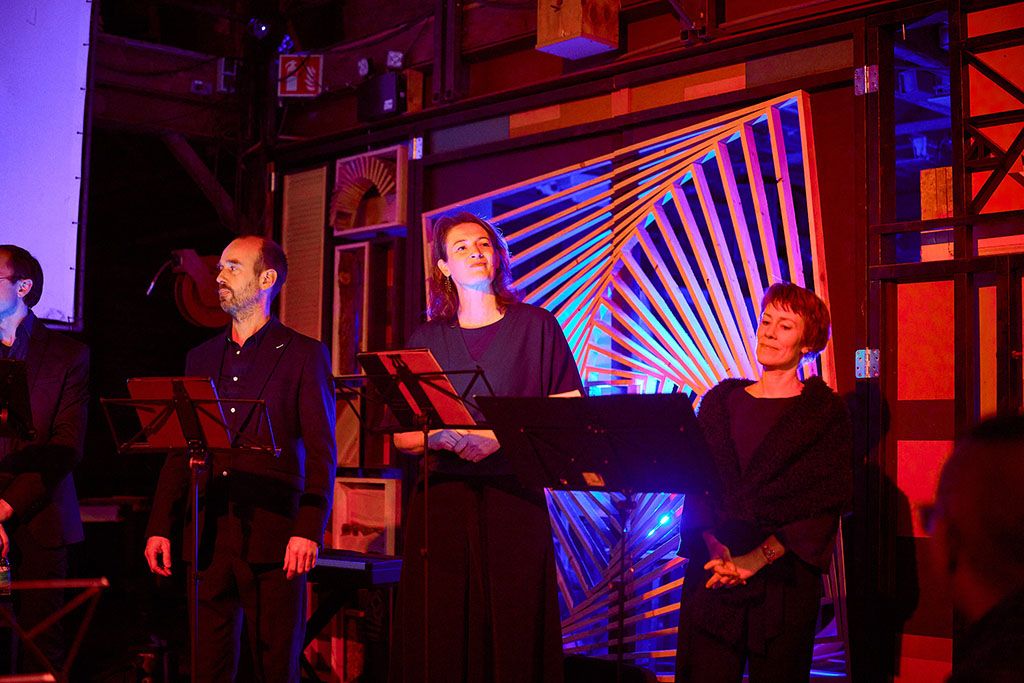 Utrechts Requiem: Spiegels